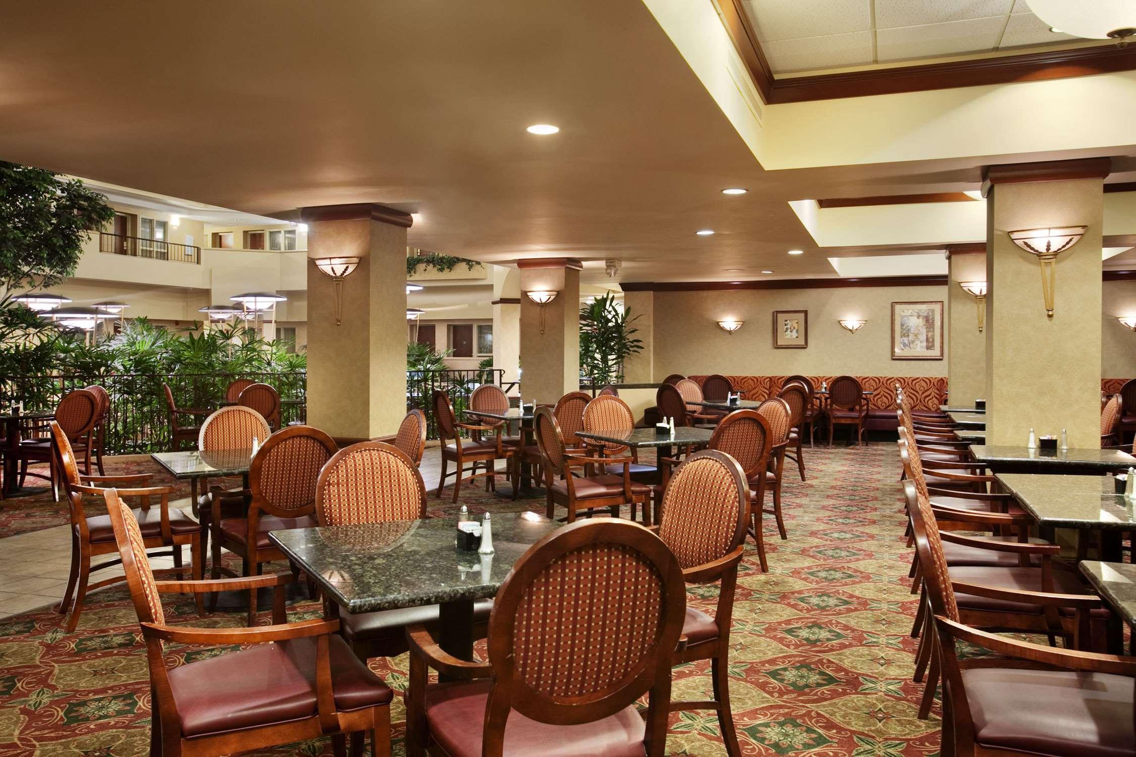 Embassy Suites By Hilton Columbia Greystone Buitenkant foto
