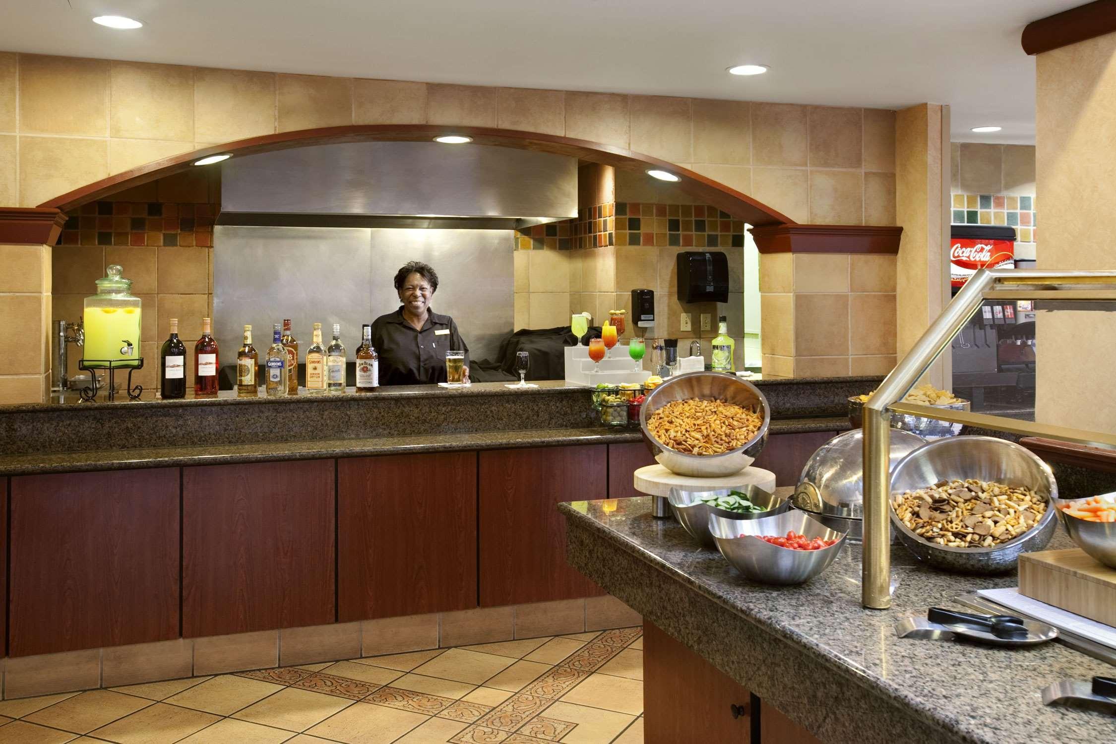 Embassy Suites By Hilton Columbia Greystone Restaurant foto