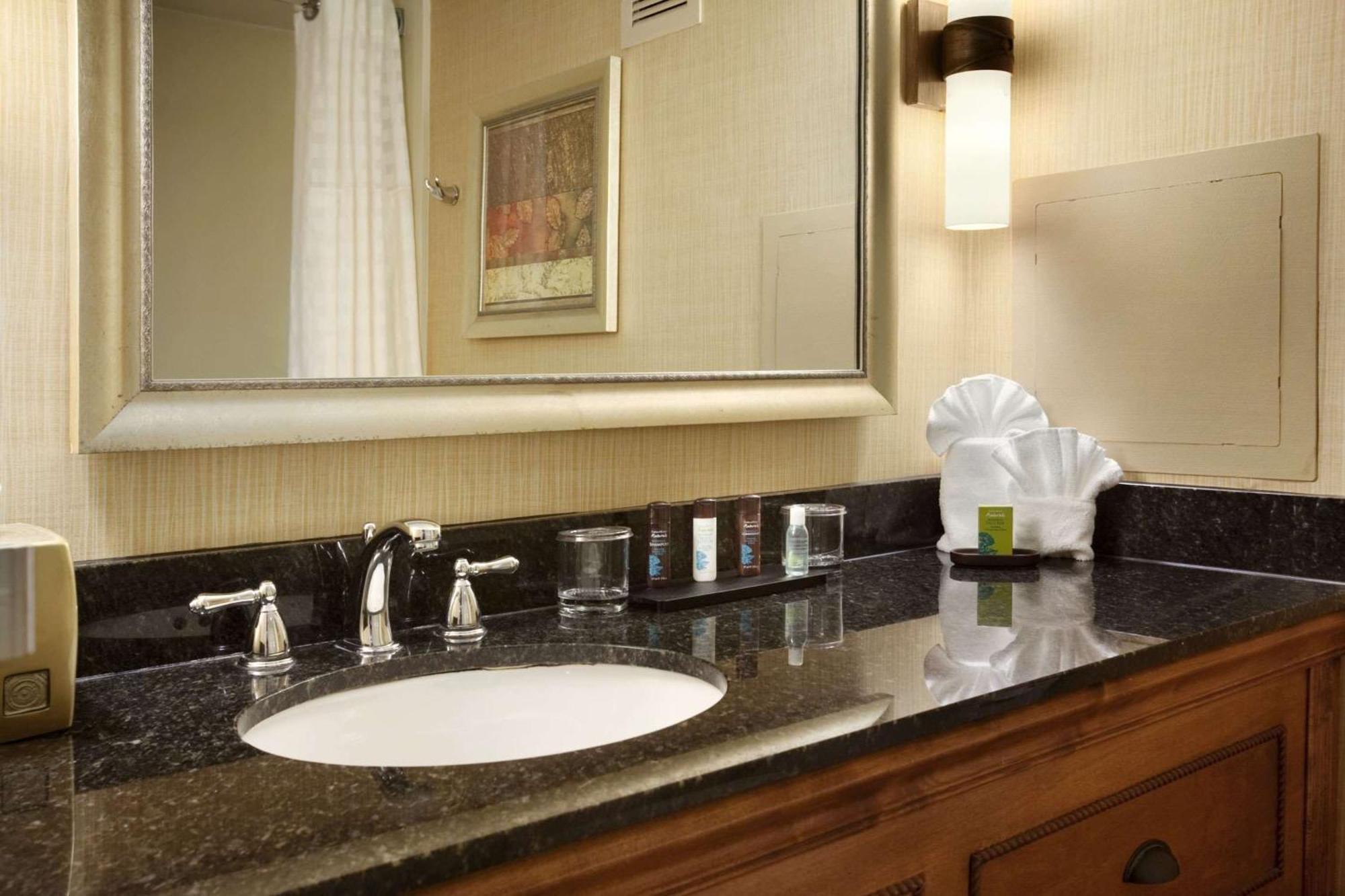 Embassy Suites By Hilton Columbia Greystone Buitenkant foto