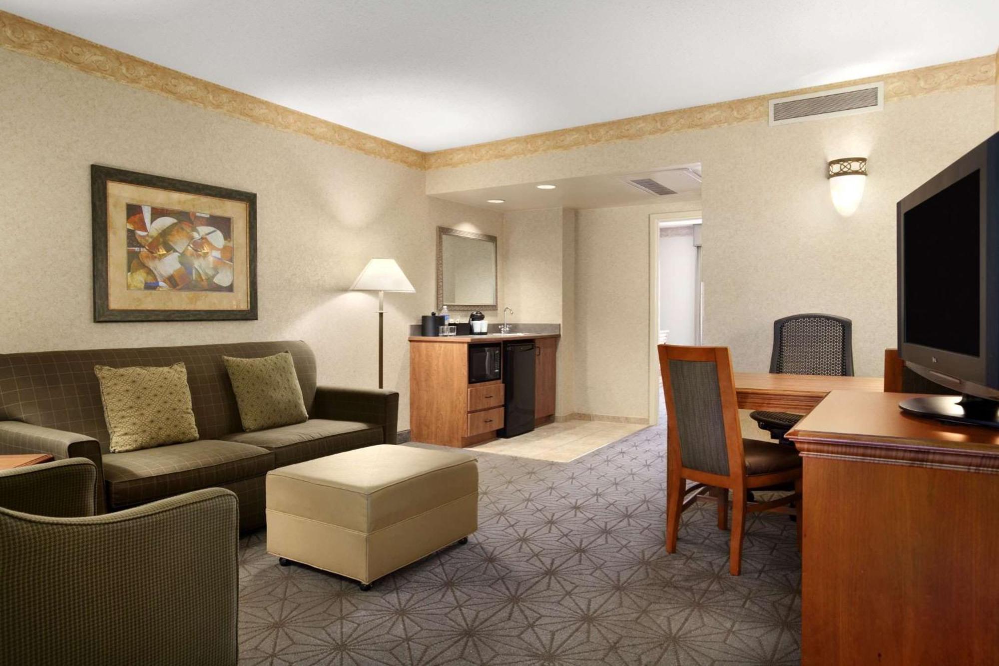 Embassy Suites By Hilton Columbia Greystone Buitenkant foto