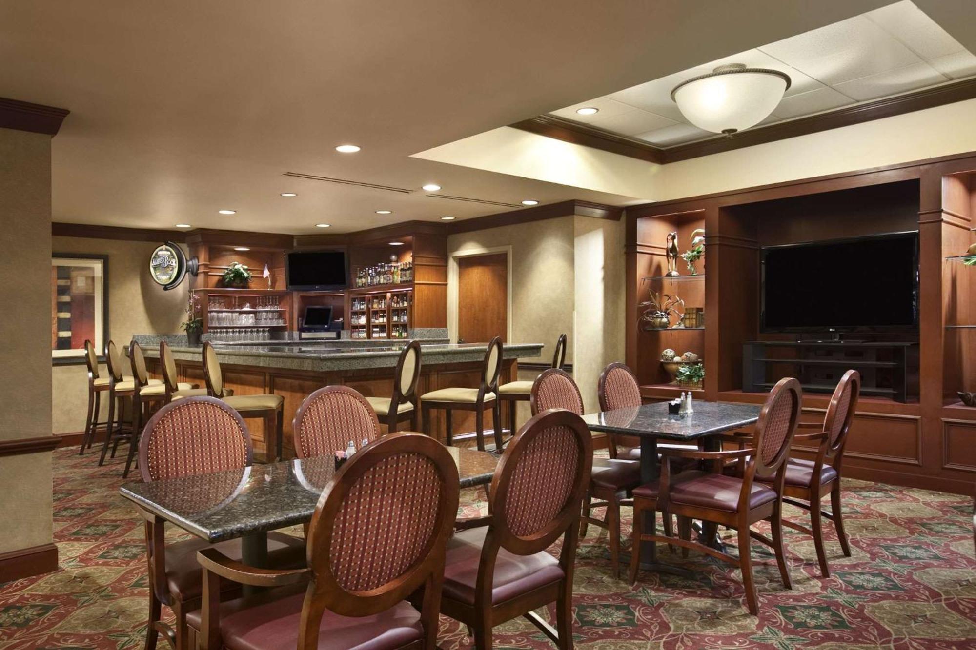 Embassy Suites By Hilton Columbia Greystone Buitenkant foto